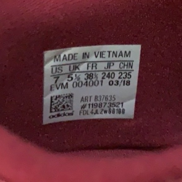 👑✅PRICE FIRM✅ Women’s Adidas Burgundy Red Posphere Sneakers - Picture 12 of 17